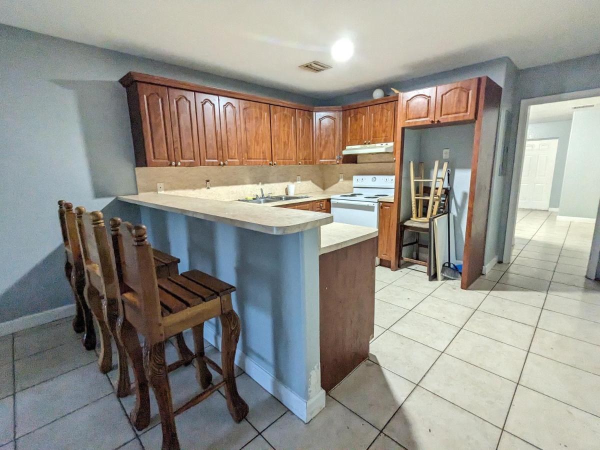 Hostel Milusol Miami Shores Zewnętrze zdjęcie