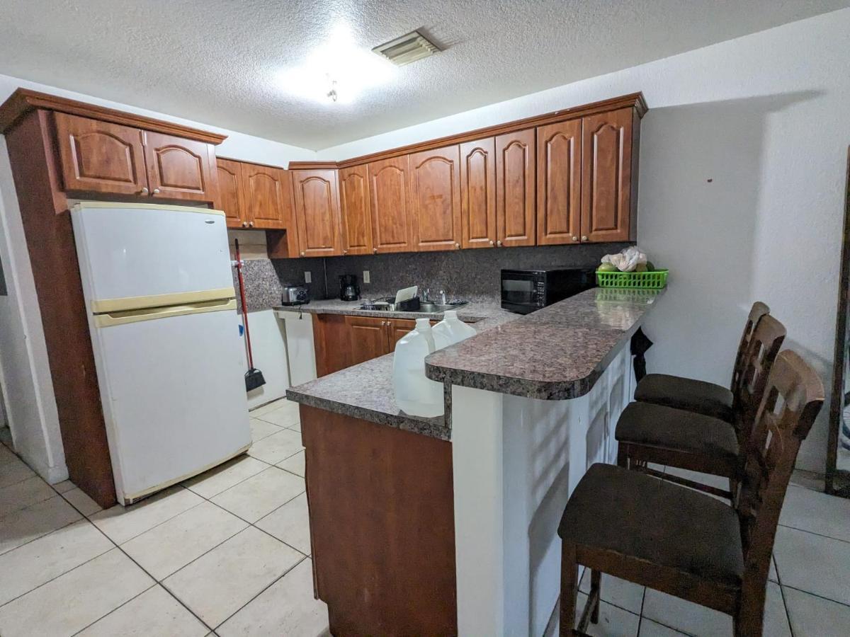 Hostel Milusol Miami Shores Zewnętrze zdjęcie