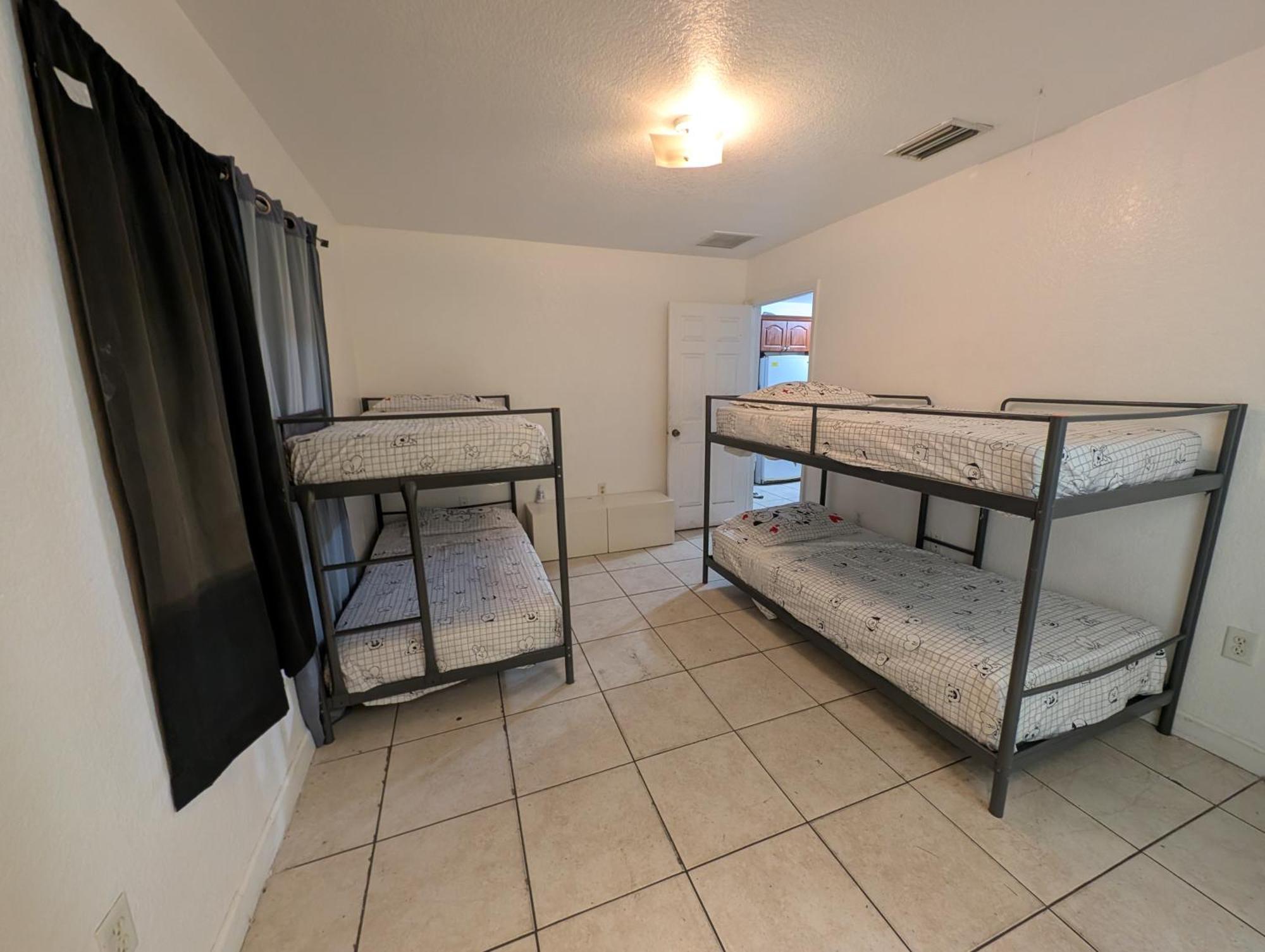 Hostel Milusol Miami Shores Zewnętrze zdjęcie